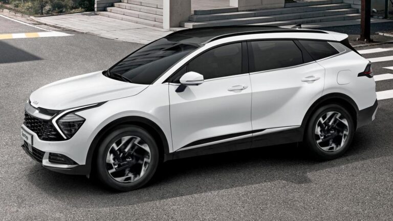 Новата Kia Sportage со бензинец, дизел, хибрид, приклучен хибрид, сé за бестселерот