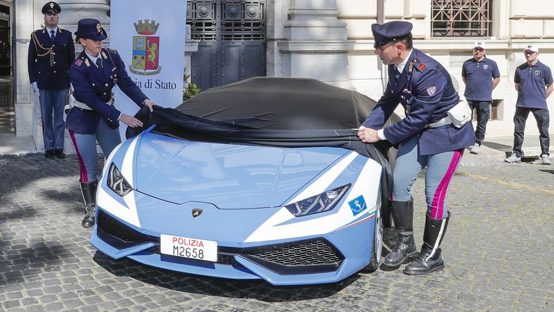 lamborghini huracan polizia