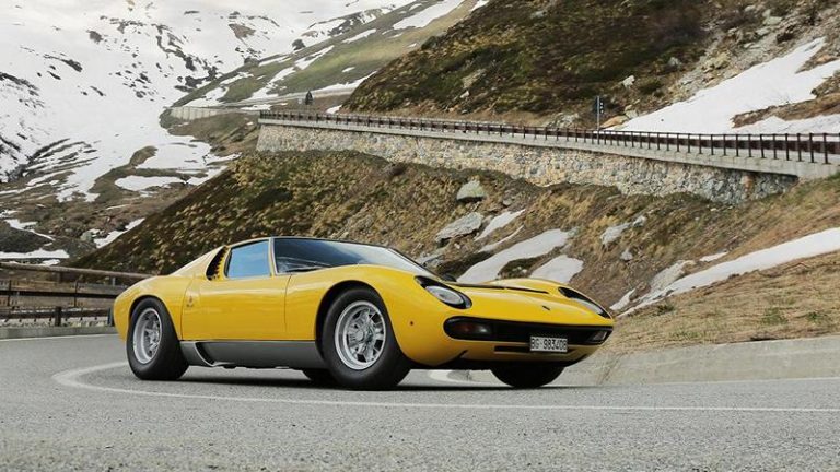 Lamborghini Miura повторно на „Италијанска работа“ за 50-годишнината