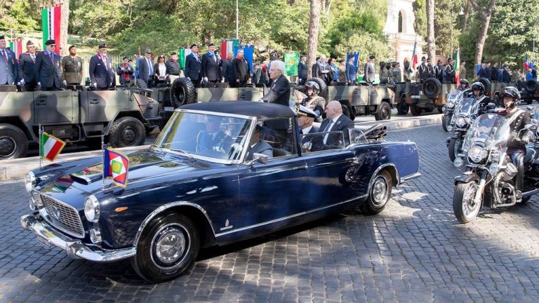 Lancia Flaminia шест децении им служи на италијанските претседатели