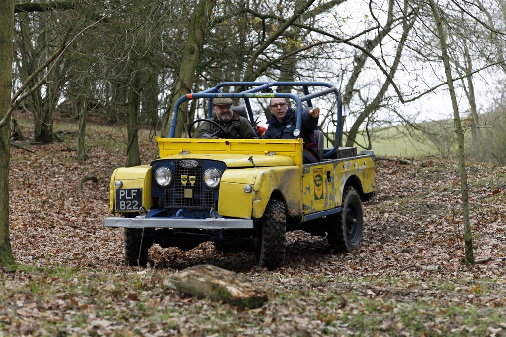 land rover defender 161420150402