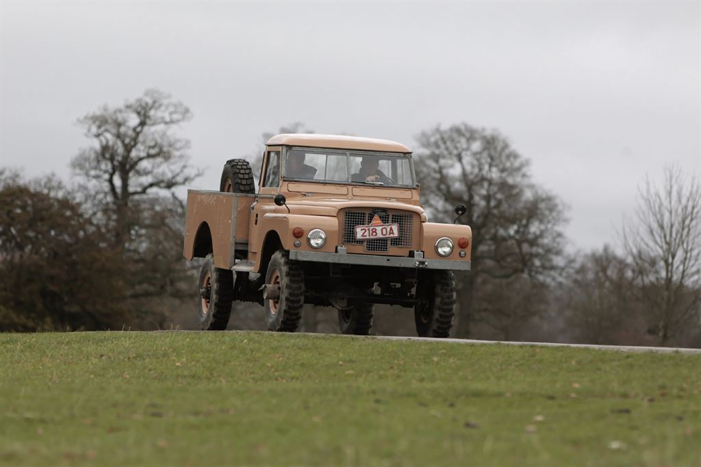 land rover defender 161520150402
