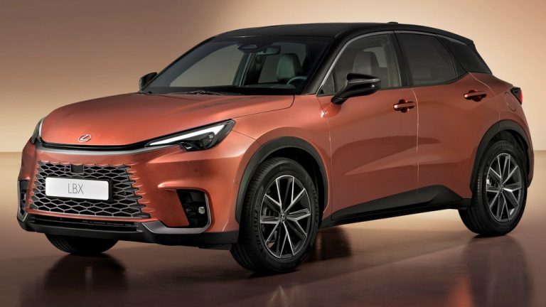 Директорите на Lexus предвидуваат дека градскиот кросовер LBX во Европа ќе се продава во 25.000 примероци годишно. Нарачките почнуваат во октомври.
