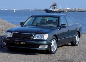 Lexus LS 400 постигна инстантен успех во САД, на патот на Toyota да стане глобален играч