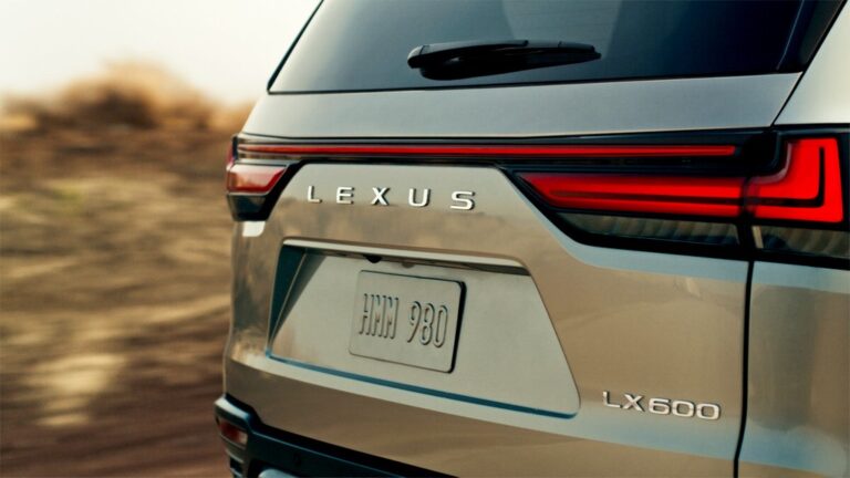 Lexus LX со премиера во Москва во следната седмица