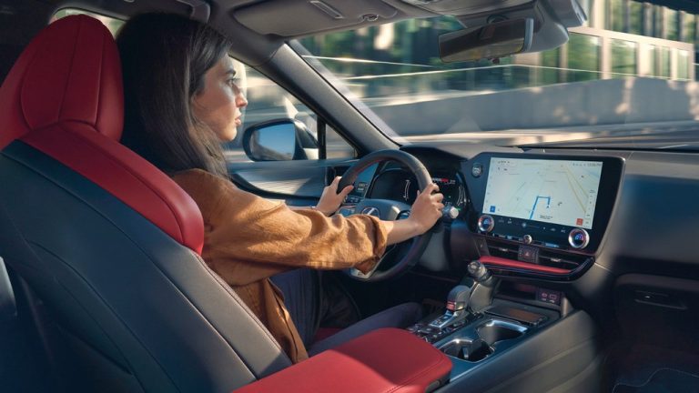 Како навигацијата на Lexus помага да се заштеди горивото?