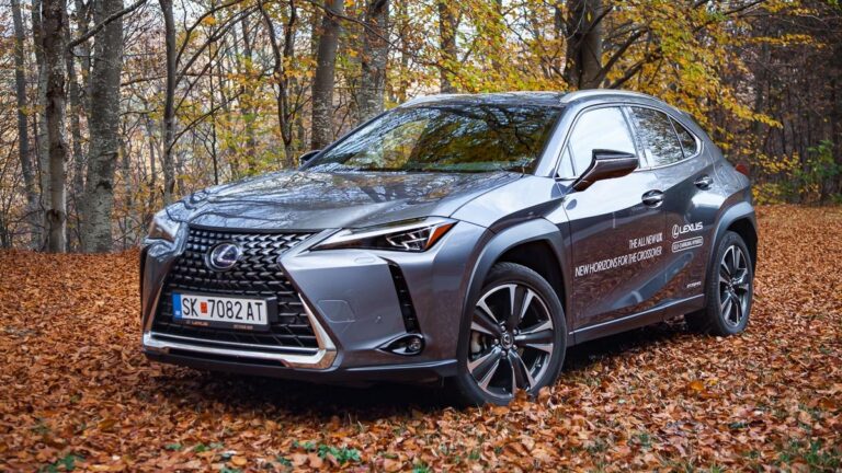 По најубавите есенски тури низ Македонија со Lexus UX