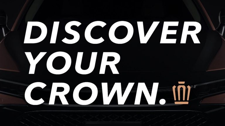 Toyota в петок претставува нов Crown