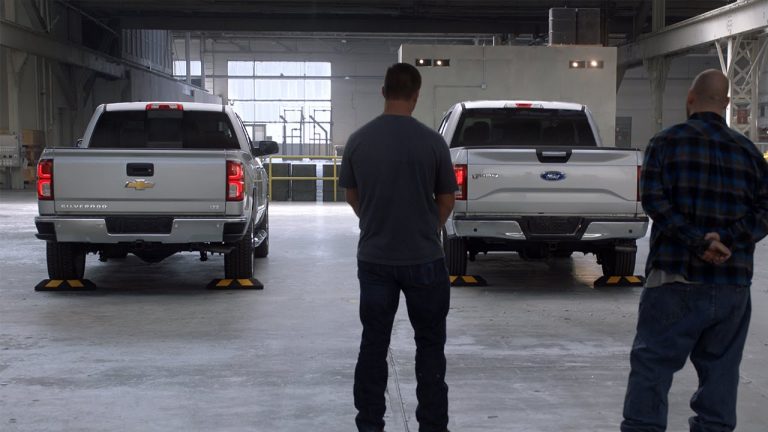 Реклама со последици: Chevrolet го каменува Ford F-150