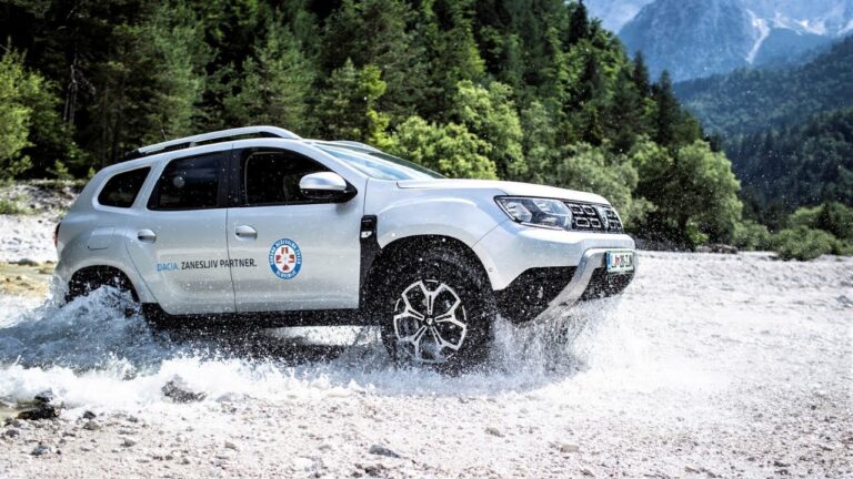 Dacia Duster спасува животи по планините во Словенија, Хрватска и Србија