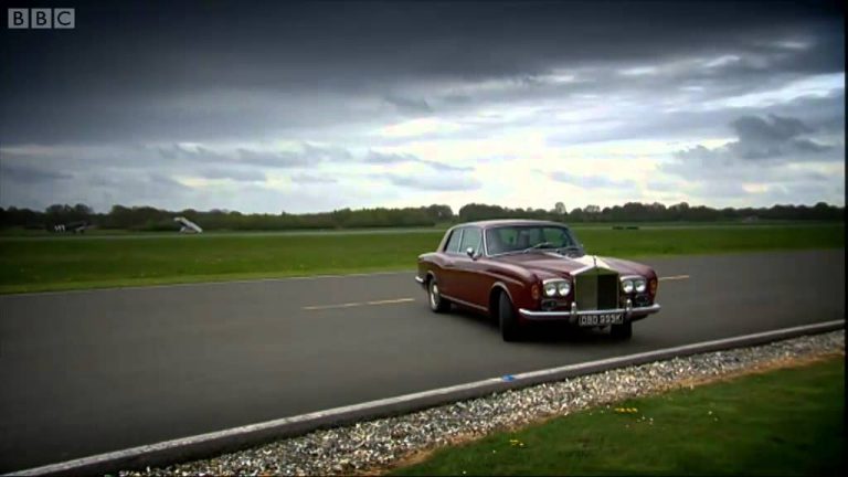Rolls-Royce Corniche и Mercedes 600 на споредба на олдтајмери во Top Gear
