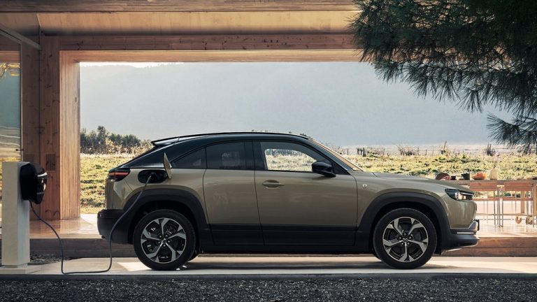 Mazda му најде место на ванкел моторот и во електро-ерата