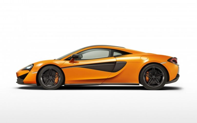 McLaren 570S го почнува нападот против Porsche 911 Turbo и Audi R8