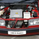 Mercedes 190 уште пред 30 години возеше на струја