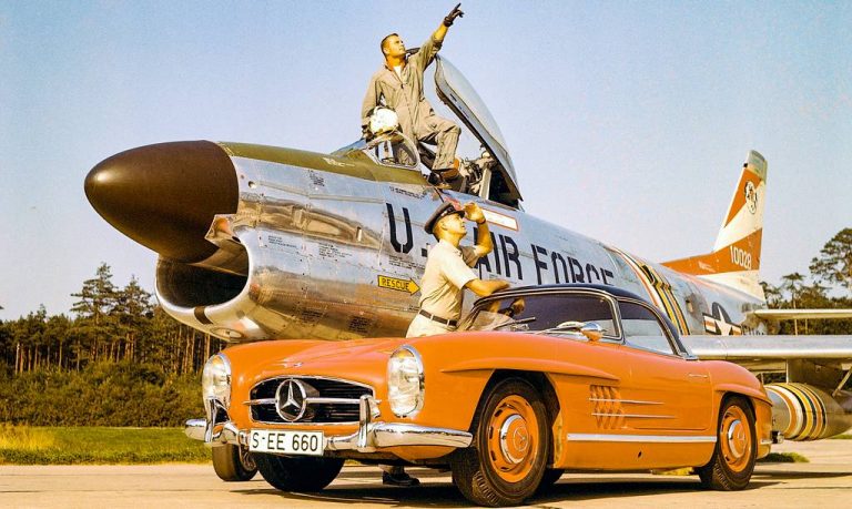 Идејата за Mercedes SL Roadster дојде пред 70 години од САД