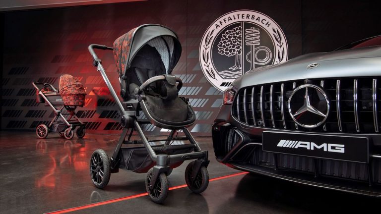 Детска количка Mercedes AMG, благородништво уште од мали тркала