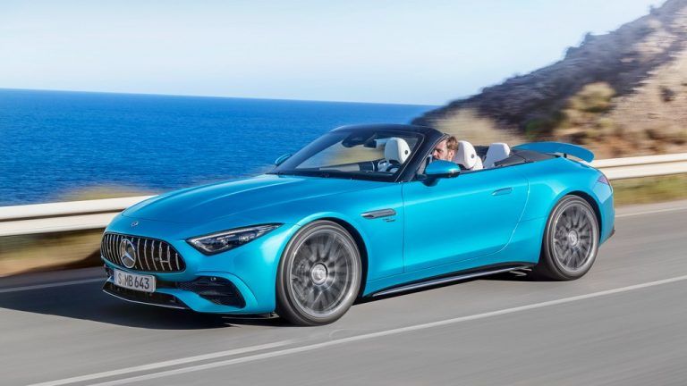 Mercedes-AMG SL 43 е прв автомобил со електричен турбополнач