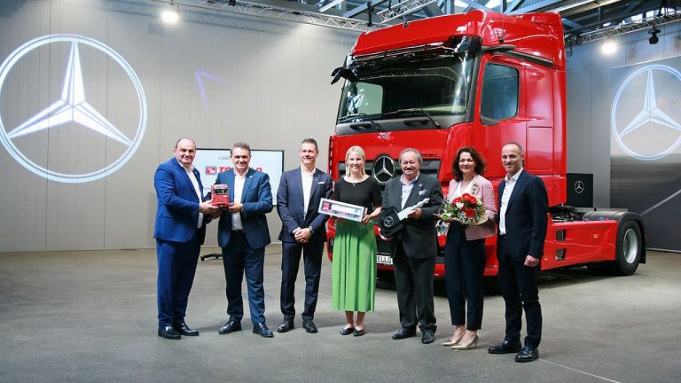 Италијанска компанија го купи својот 1.000-ти Mercedes-Benz Actros