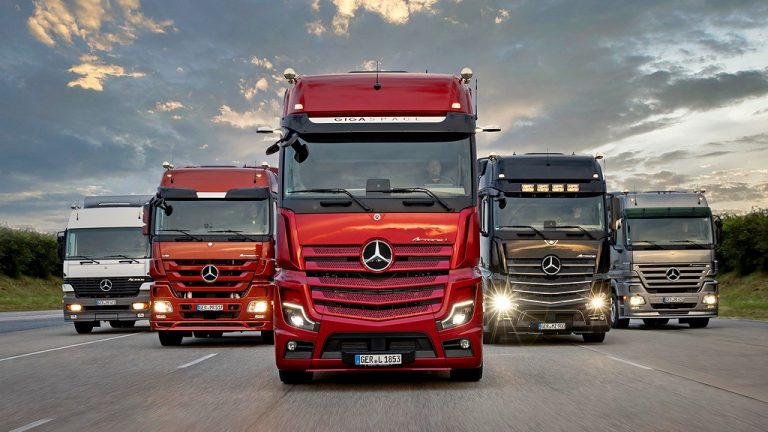 Mercedes-Benz Actros вози 25 години
