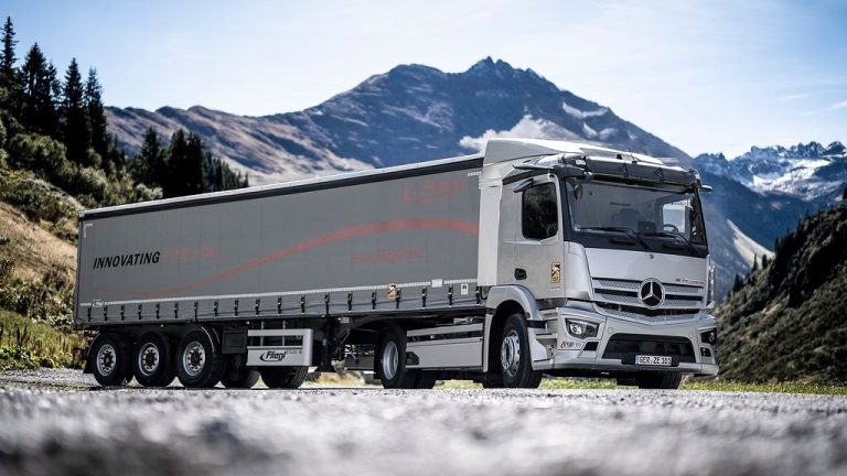 Електричен Mercedes eActros се искачи на 1.800 метри во Тирол