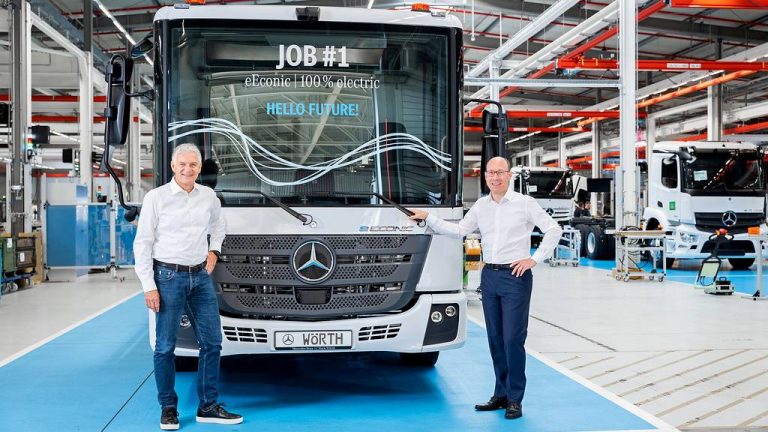 Електричниот камион Mercedes-Benz eEconic стартува со сериско производство