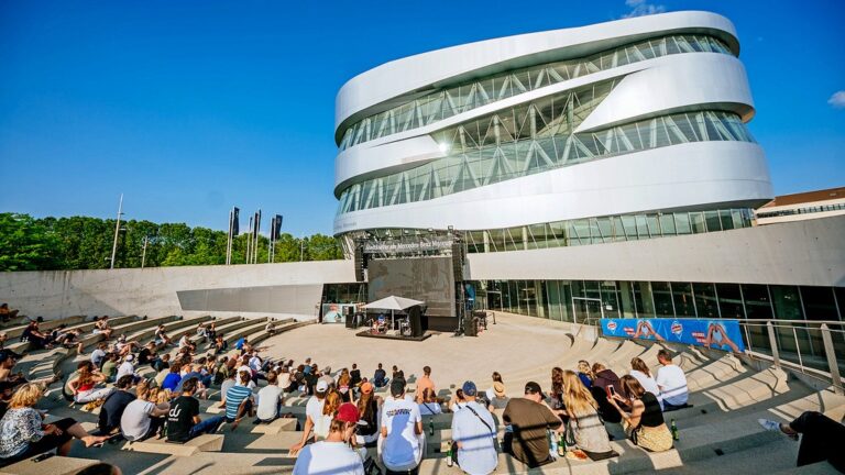 Музејот на Mercedes-Benz летоска бил домаќин на 100 концерти