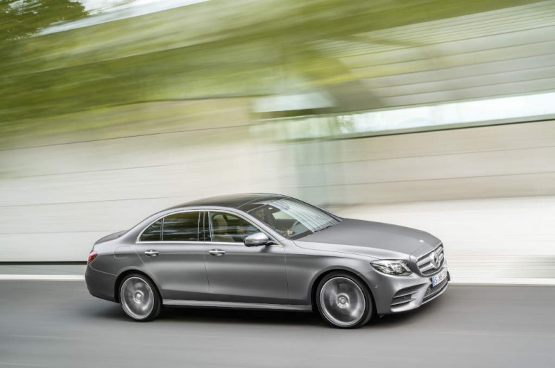 Mercedes-Benz E-Klasse Limousine (W 213) 2016Mercedes-Benz E-Cl