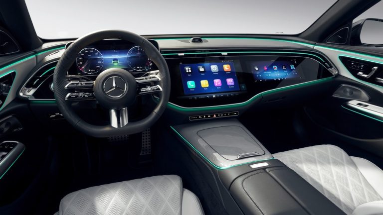 Историјата од ново: Mercedes ја прикажува внатрешноста на новата E-Class