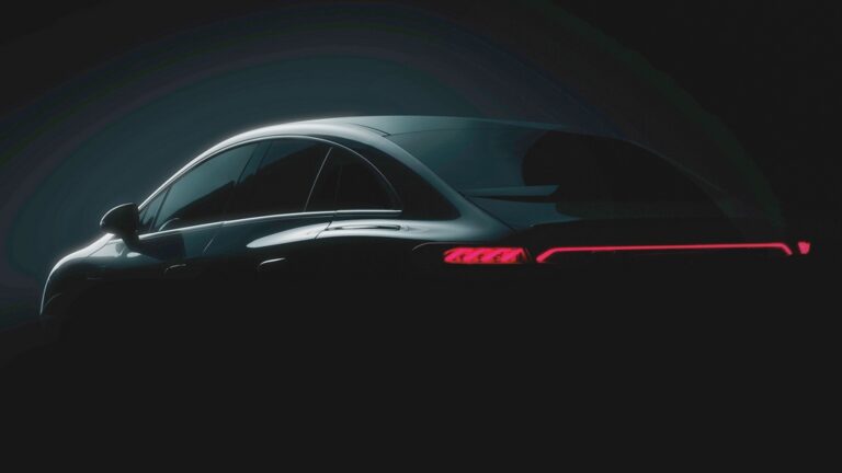 E-Class на струја главна на салонскиот штанд на Mercedes во Минхен