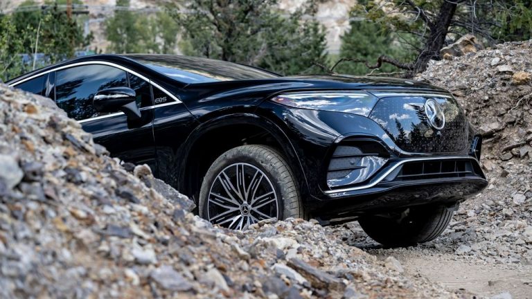 Mercedes-Benz ја заврши годината со само 1% во минус