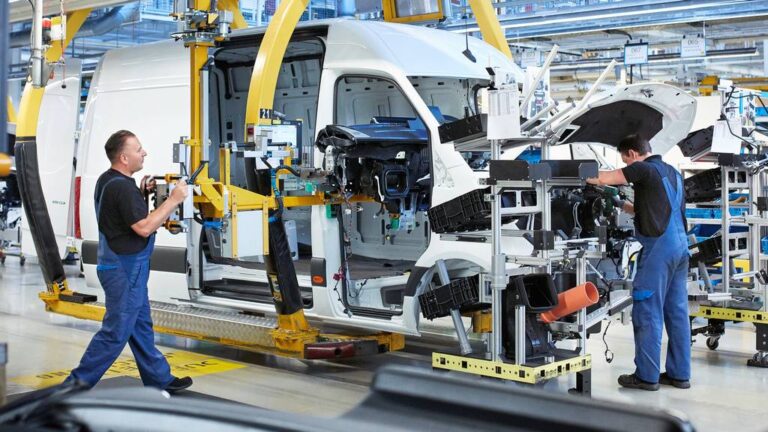 mercedes sprinter четири фабрики 25 години