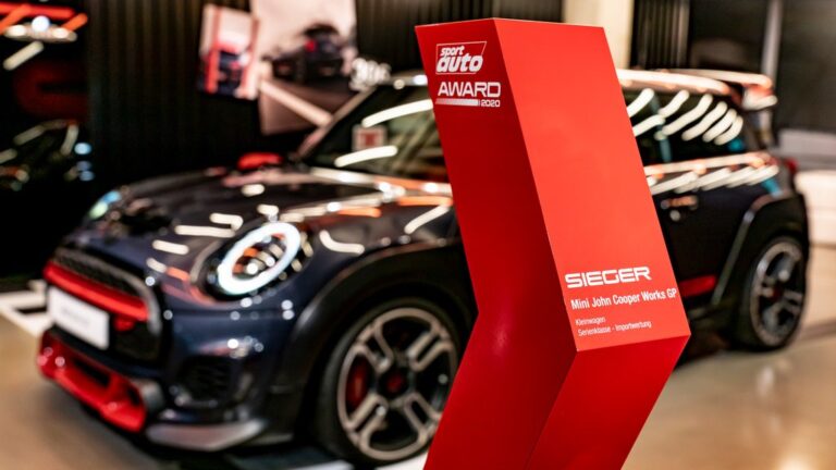 mini john cooper works gp sport auto award