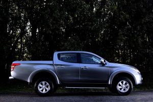 mitsubishi L200 920150302
