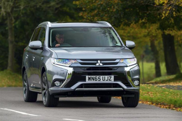 Mitsubishi Outlander PHEV е хибриден автомобил на годината во Шкотска