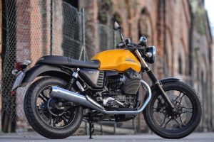 moto guzzi v7 ii stone