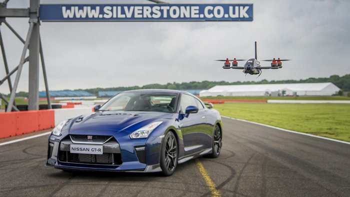 Дронот на Nissan побрз од GT-R: Спринт до сто за 1,3 секунда