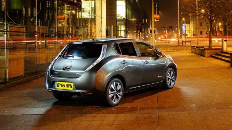 Nissan им нуди користен Leaf на струја на британските возачи
