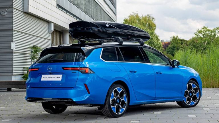 Со добра Opel Astra оди и добра понуда од прибор