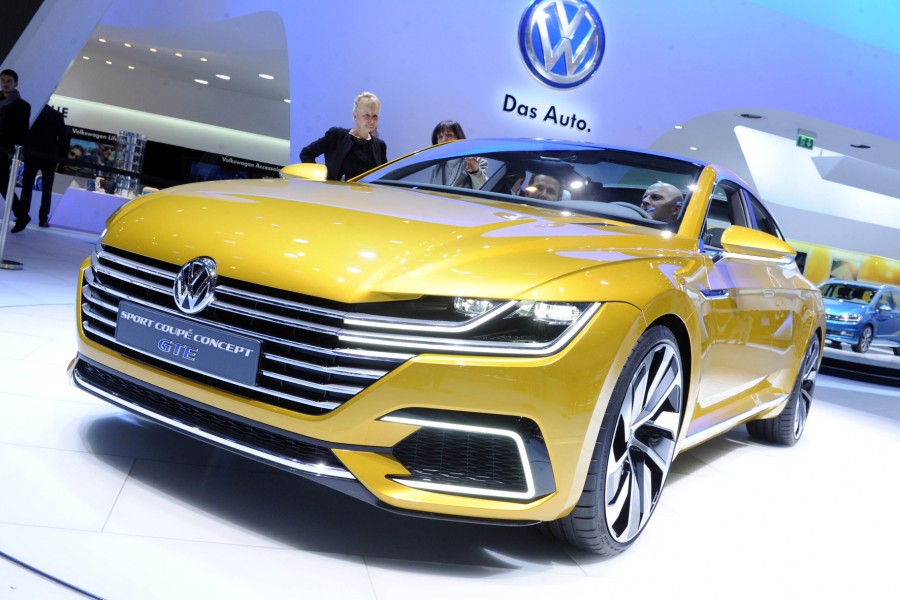 Концептот Sport Coupe GTE го најави изгледот на идниот CC и новиот дизајнерски правец на Volkswagen