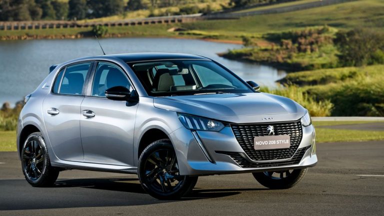 Peugeot 208 во Бразил вози на „сок“ од шеќерна трска