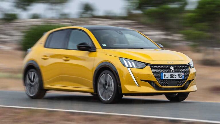 peugeot 208 слаба продажба