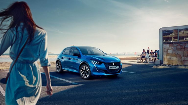 Peugeot e-208: Наследство долго 50 години и продукција од 25 милиони примероци