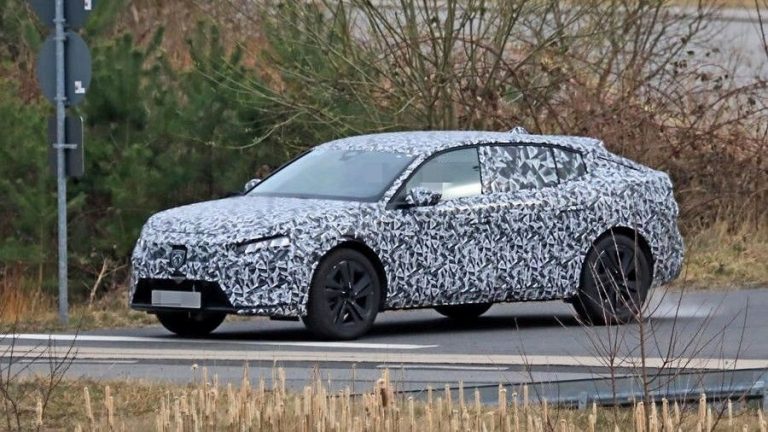 Нов СУВ-модел на Peugeot: Каде што има 3008 и 5008, има место и за 4008