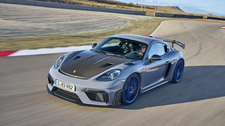 Porsche со пет светски премиери на салонот во Лос Анџелес