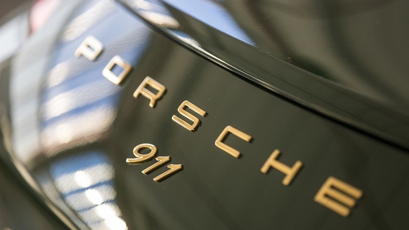 porsche 911 milion 00006