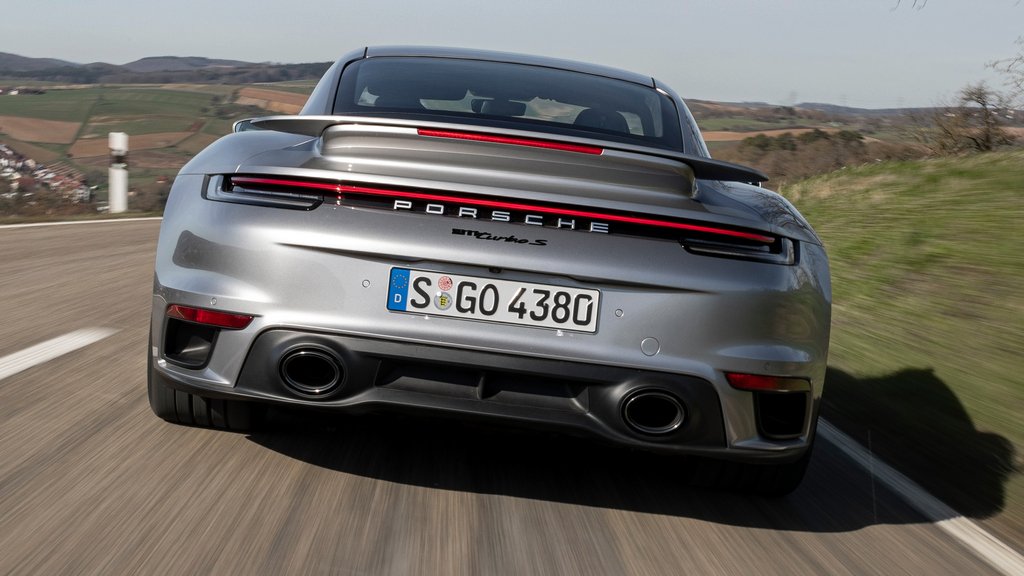 Porsche 911 ќе добие хибриден погон за новата топ-изведба