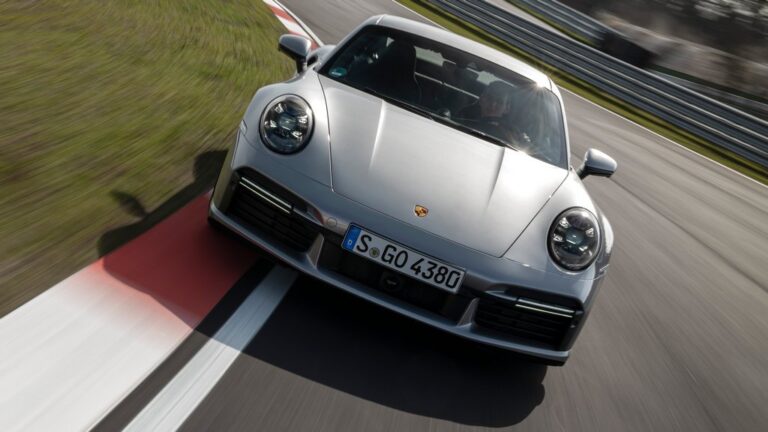 porsche 911 turbo s