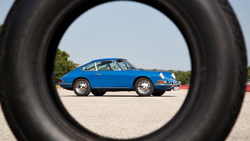porsche gumi starit 1