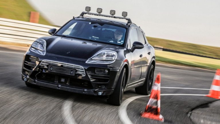 Porsche веќе в година почнува со производство на електричен Macan