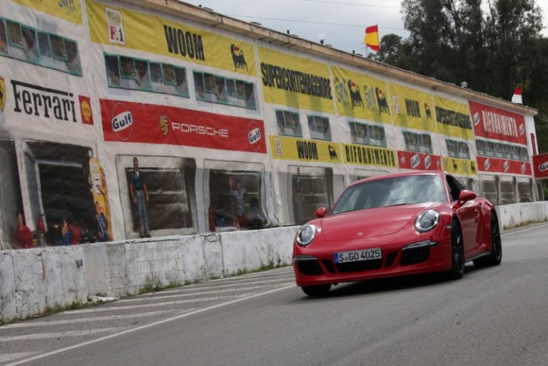 По патот на Тарга Флорио: Сицилијанското потекло на Porsche 911 Targa